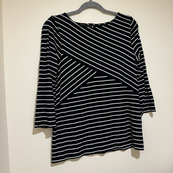 Women’s Talbots Brand Causal Black and White Striped  Long Sleeve Shirt Size M - Picture 3 of 14